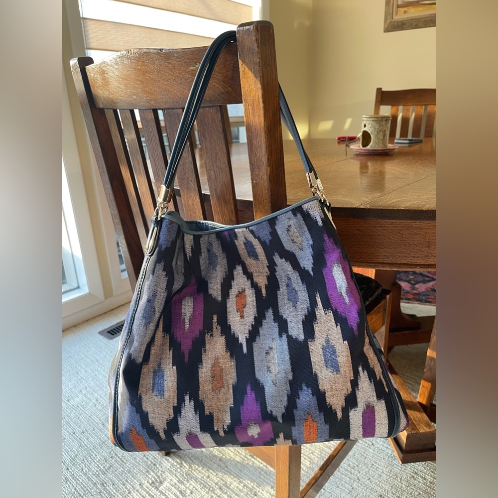 Coach purse. Rare fabric print. Leather and brass. EUC. No flaws. Pockets!